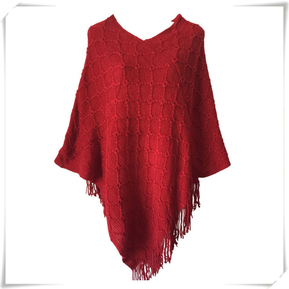 Assimentrical knit poncho in red ONE SIZE NWOT - Picture 2 of 3